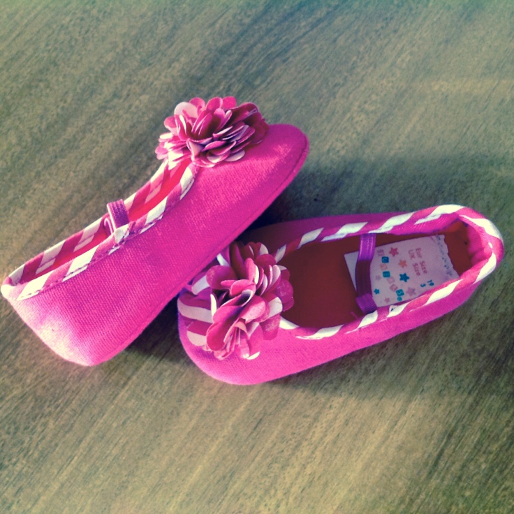 Every girl need her ballet flats!